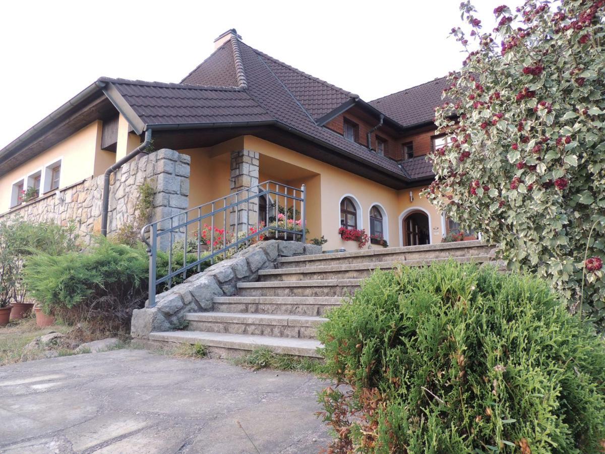 apartmán u Vágnera Dvůr Králové nad Labem Esterno foto